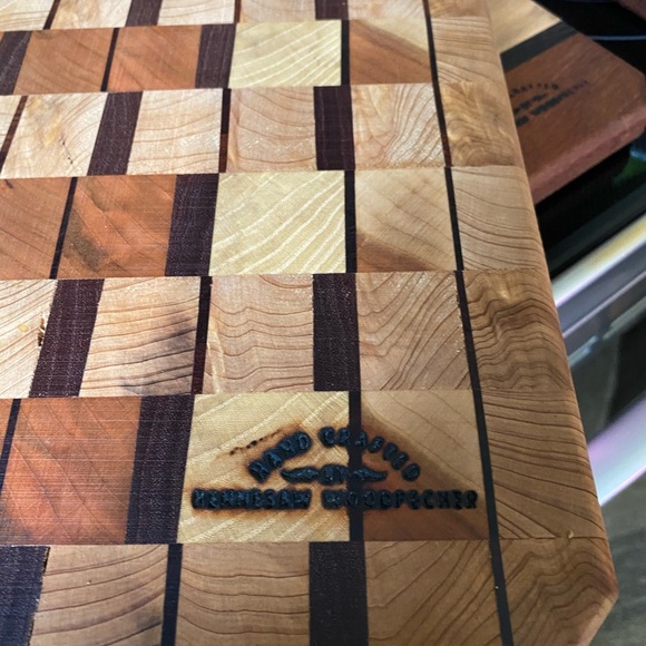NWTO Cutting Board - Custom made end-grain - Picture 4 of 6